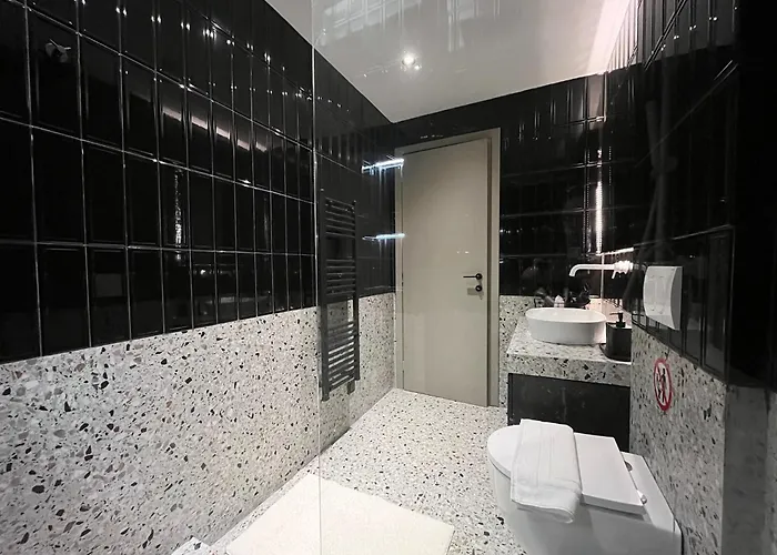 Khaleesi Apartment *